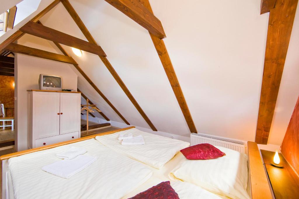 Vila Johanka & Apartments Cesky Krumlov Quarto foto